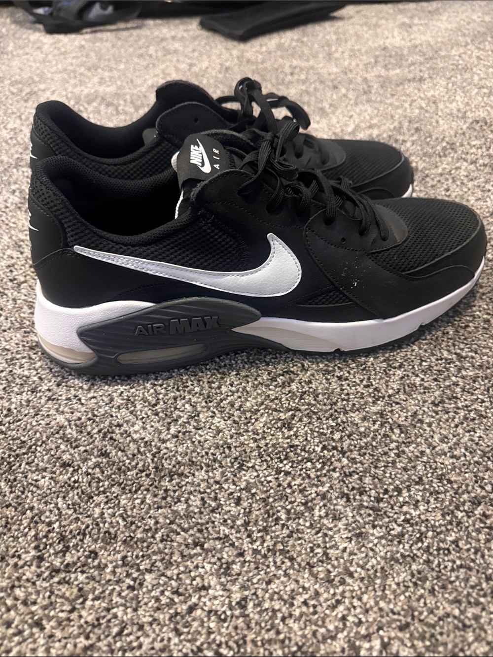 Nike Black and White Air Max Men's Casual Sneakers